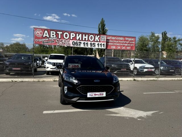 Чорний Форд Ескейп, об'ємом двигуна 1.5 л та пробігом 87 тис. км за 18900 $, фото 1 на Automoto.ua