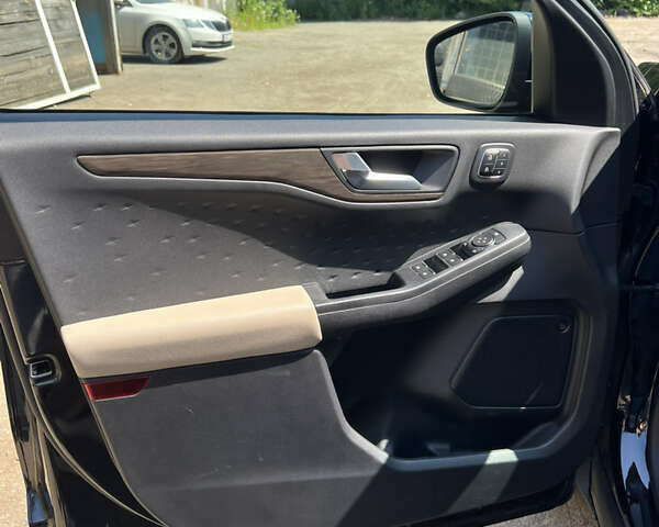 Черный Форд Эскейп, объемом двигателя 2.5 л и пробегом 136 тыс. км за 23000 $, фото 21 на Automoto.ua