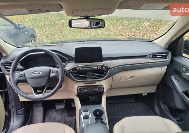 Чорний Форд Ескейп, об'ємом двигуна 2 л та пробігом 170 тис. км за 15900 $, фото 2 на Automoto.ua