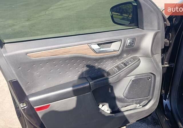 Чорний Форд Ескейп, об'ємом двигуна 2.5 л та пробігом 70 тис. км за 23500 $, фото 8 на Automoto.ua