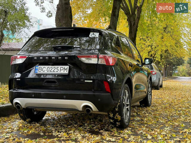 Черный Форд Эскейп, объемом двигателя 1.5 л и пробегом 67 тыс. км за 16200 $, фото 4 на Automoto.ua