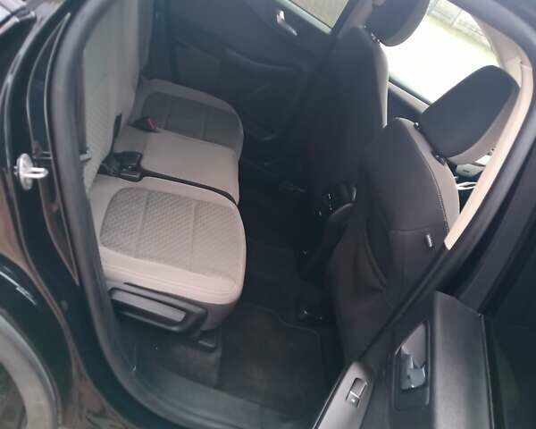 Черный Форд Эскейп, объемом двигателя 1.5 л и пробегом 109 тыс. км за 15500 $, фото 1 на Automoto.ua