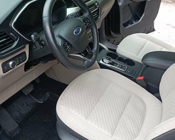 Форд Эскейп 2020 в Богородчанах на Automoto.ua Черный Форд Эскейп, объемом двигателя 2.5 л и пробегом 101 тыс. км за 19950 $, фото 11 на Automoto.ua