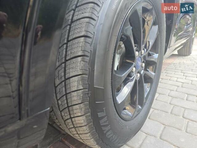 Черный Форд Эскейп, объемом двигателя 2.49 л и пробегом 115 тыс. км за 20000 $, фото 12 на Automoto.ua