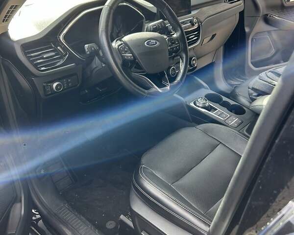Форд Эскейп 2020 в Ивано-Франковске на Automoto.ua Черный Форд Эскейп, объемом двигателя 2 л и пробегом 75 тыс. км за 19400 $, фото 8 на Automoto.ua