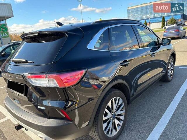 Черный Форд Эскейп, объемом двигателя 2 л и пробегом 88 тыс. км за 18700 $, фото 4 на Automoto.ua