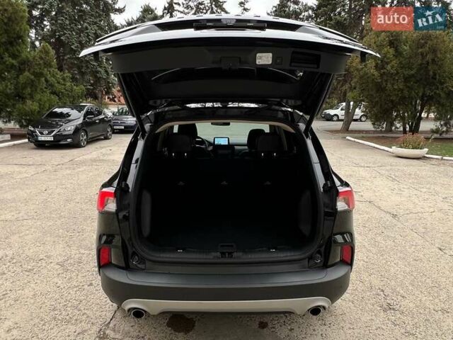 Чорний Форд Ескейп, об'ємом двигуна 2.5 л та пробігом 75 тис. км за 23500 $, фото 21 на Automoto.ua