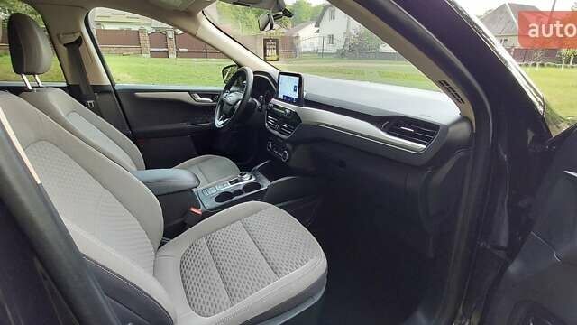 Черный Форд Эскейп, объемом двигателя 1.5 л и пробегом 207 тыс. км за 12700 $, фото 34 на Automoto.ua