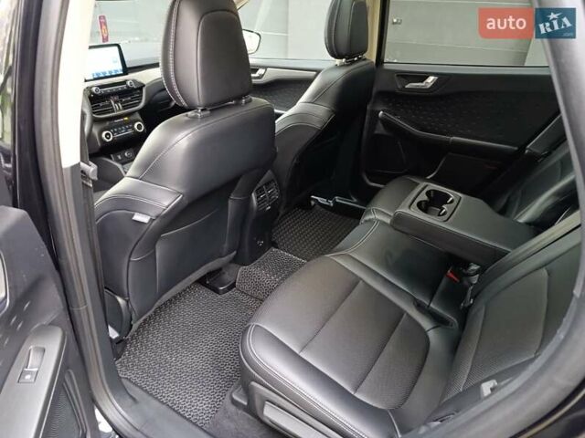 Чорний Форд Ескейп, об'ємом двигуна 2.49 л та пробігом 167 тис. км за 20000 $, фото 13 на Automoto.ua