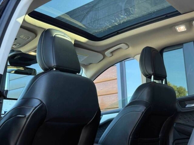 Черный Форд Эскейп, объемом двигателя 2.5 л и пробегом 80 тыс. км за 20800 $, фото 17 на Automoto.ua