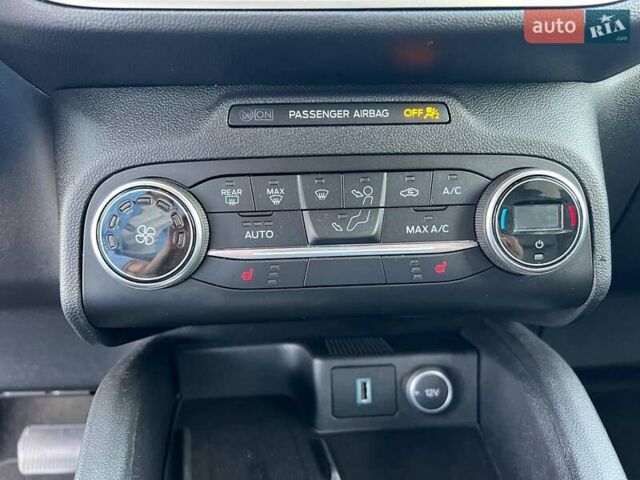 Форд Эскейп 2020 в Львове на Automoto.ua Черный Форд Эскейп, объемом двигателя 2.5 л и пробегом 165 тыс. км за 22790 $, фото 24 на Automoto.ua