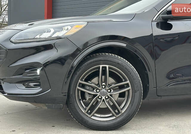 Черный Форд Эскейп, объемом двигателя 1.5 л и пробегом 53 тыс. км за 18300 $, фото 7 на Automoto.ua