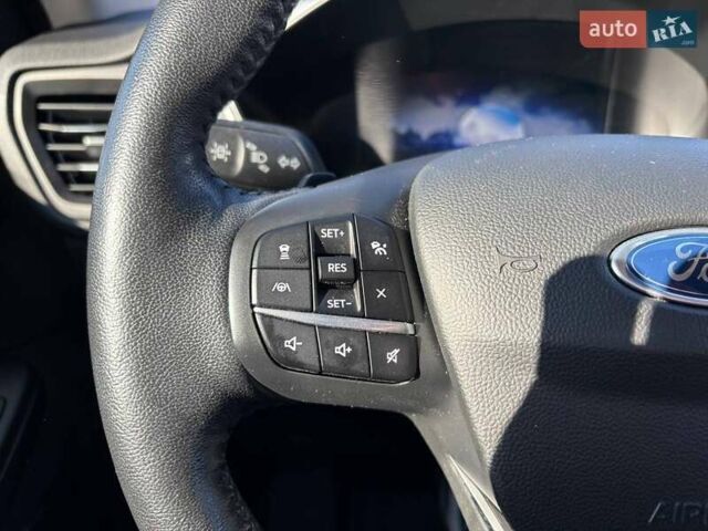 Черный Форд Эскейп, объемом двигателя 2 л и пробегом 88 тыс. км за 18700 $, фото 17 на Automoto.ua