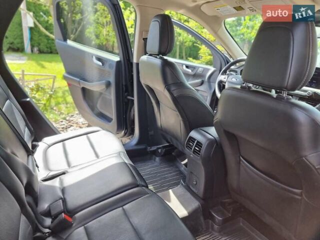 Чорний Форд Ескейп, об'ємом двигуна 2 л та пробігом 120 тис. км за 21300 $, фото 24 на Automoto.ua