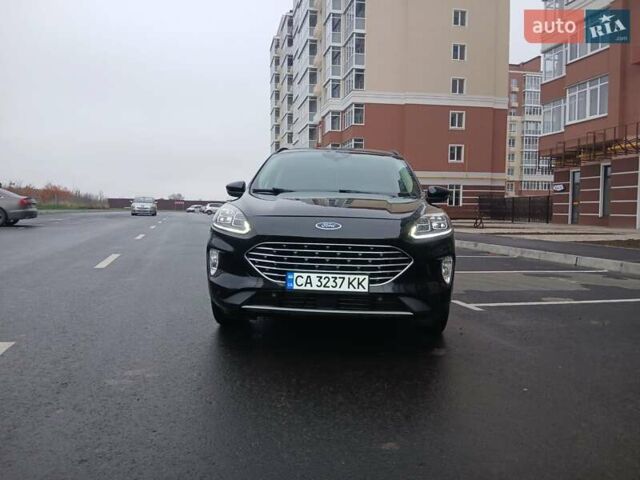 Черный Форд Эскейп, объемом двигателя 2 л и пробегом 130 тыс. км за 17200 $, фото 19 на Automoto.ua