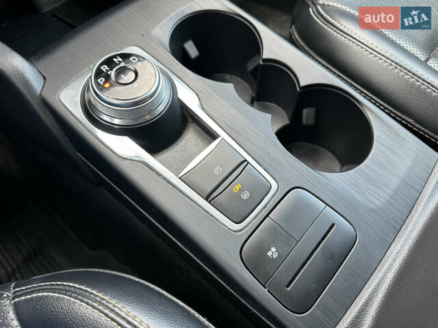 Черный Форд Эскейп, объемом двигателя 2.49 л и пробегом 62 тыс. км за 21000 $, фото 21 на Automoto.ua