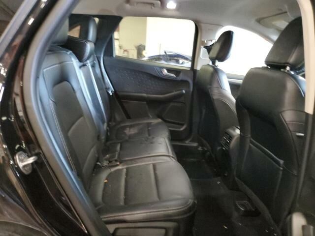 Черный Форд Эскейп, объемом двигателя 1.5 л и пробегом 83 тыс. км за 10500 $, фото 10 на Automoto.ua