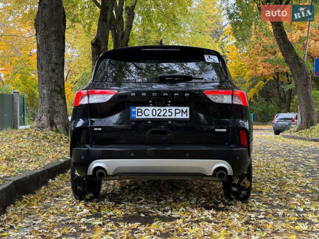 Черный Форд Эскейп, объемом двигателя 1.5 л и пробегом 67 тыс. км за 16200 $, фото 1 на Automoto.ua