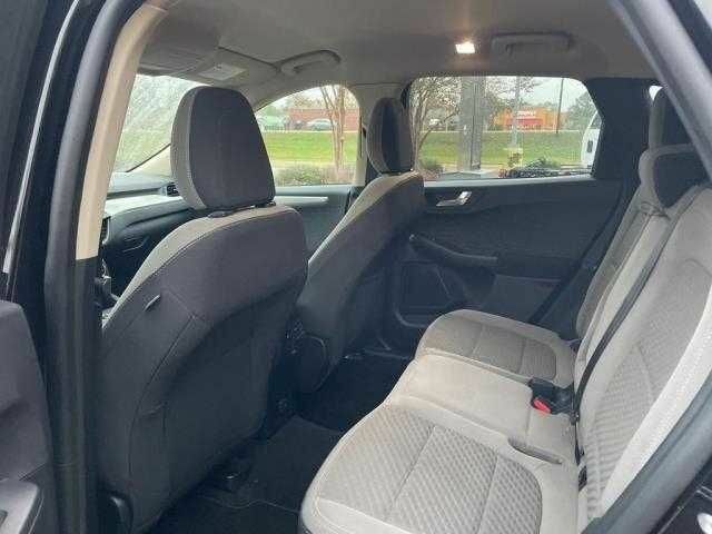 Черный Форд Эскейп, объемом двигателя 1.5 л и пробегом 73 тыс. км за 16500 $, фото 8 на Automoto.ua