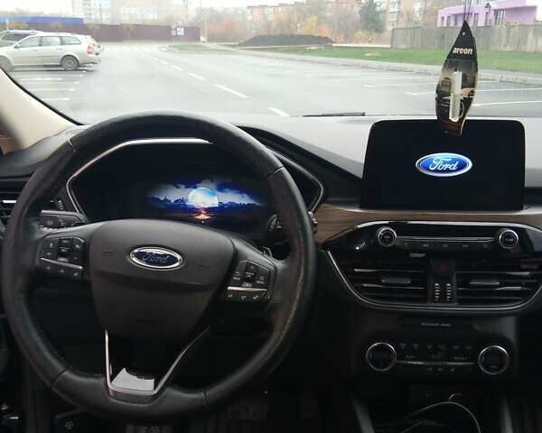 Черный Форд Эскейп, объемом двигателя 2 л и пробегом 130 тыс. км за 17200 $, фото 12 на Automoto.ua