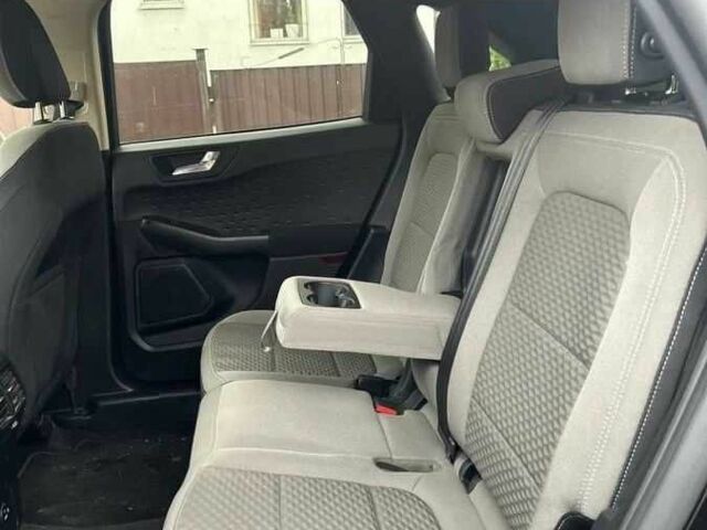 Черный Форд Эскейп, объемом двигателя 1.5 л и пробегом 24 тыс. км за 16500 $, фото 8 на Automoto.ua