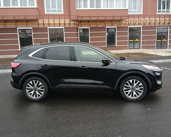 Черный Форд Эскейп, объемом двигателя 2 л и пробегом 130 тыс. км за 17200 $, фото 17 на Automoto.ua