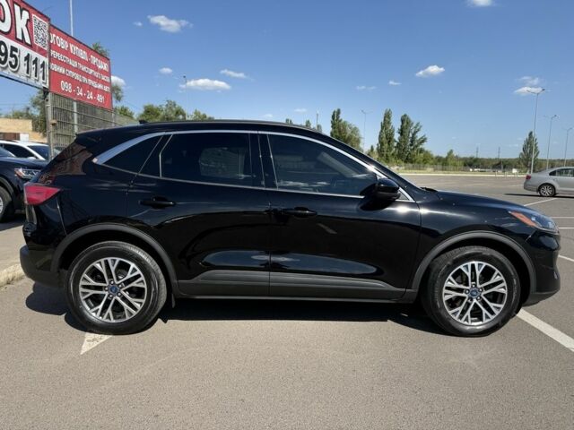 Чорний Форд Ескейп, об'ємом двигуна 1.5 л та пробігом 87 тис. км за 18900 $, фото 7 на Automoto.ua