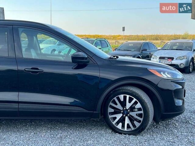 Форд Эскейп 2020 в Львове на Automoto.ua Черный Форд Эскейп, объемом двигателя 2.5 л и пробегом 165 тыс. км за 22790 $, фото 10 на Automoto.ua