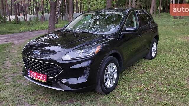Черный Форд Эскейп, объемом двигателя 1.5 л и пробегом 207 тыс. км за 12700 $, фото 1 на Automoto.ua