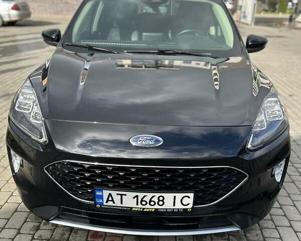 Форд Эскейп 2020 в Ивано-Франковске на Automoto.ua Черный Форд Эскейп, объемом двигателя 2 л и пробегом 75 тыс. км за 19400 $, фото 1 на Automoto.ua