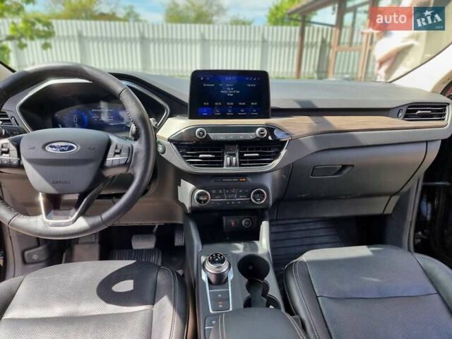Чорний Форд Ескейп, об'ємом двигуна 2 л та пробігом 120 тис. км за 21300 $, фото 11 на Automoto.ua