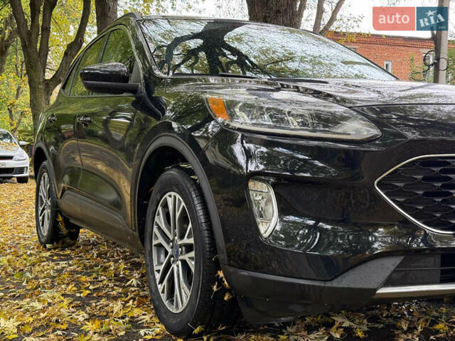 Черный Форд Эскейп, объемом двигателя 1.5 л и пробегом 67 тыс. км за 16200 $, фото 9 на Automoto.ua
