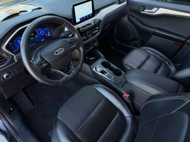 Черный Форд Эскейп, объемом двигателя 2.5 л и пробегом 80 тыс. км за 20800 $, фото 8 на Automoto.ua