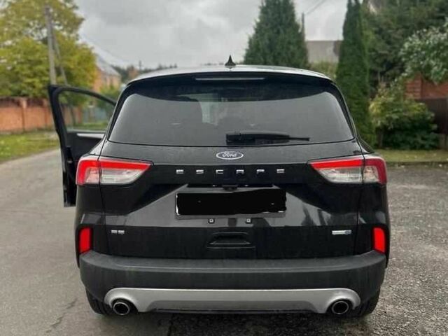 Черный Форд Эскейп, объемом двигателя 1.5 л и пробегом 24 тыс. км за 16500 $, фото 4 на Automoto.ua