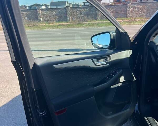 Чорний Форд Ескейп, об'ємом двигуна 1.5 л та пробігом 124 тис. км за 15000 $, фото 25 на Automoto.ua