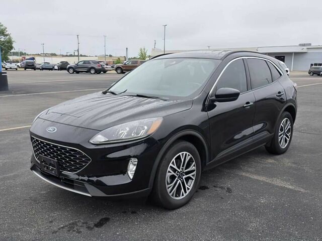 Чорний Форд Ескейп, об'ємом двигуна 2 л та пробігом 37 тис. км за 10900 $, фото 1 на Automoto.ua