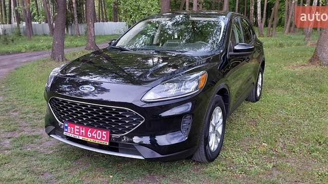 Черный Форд Эскейп, объемом двигателя 1.5 л и пробегом 207 тыс. км за 12700 $, фото 2 на Automoto.ua