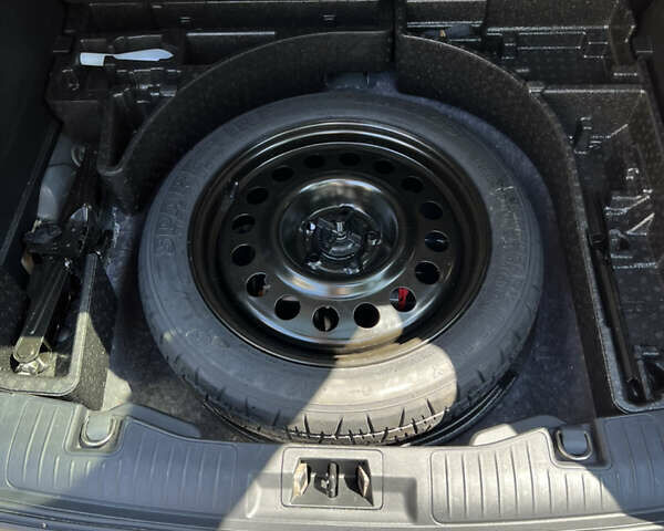 Черный Форд Эскейп, объемом двигателя 2.5 л и пробегом 136 тыс. км за 23000 $, фото 11 на Automoto.ua