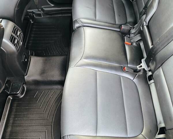 Черный Форд Эскейп, объемом двигателя 2.5 л и пробегом 182 тыс. км за 19750 $, фото 25 на Automoto.ua