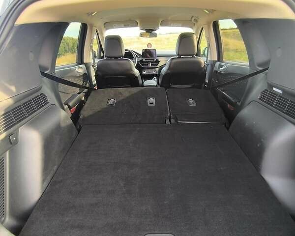 Черный Форд Эскейп, объемом двигателя 2.5 л и пробегом 182 тыс. км за 19750 $, фото 12 на Automoto.ua