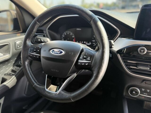 Чорний Форд Ескейп, об'ємом двигуна 1.5 л та пробігом 87 тис. км за 18900 $, фото 19 на Automoto.ua