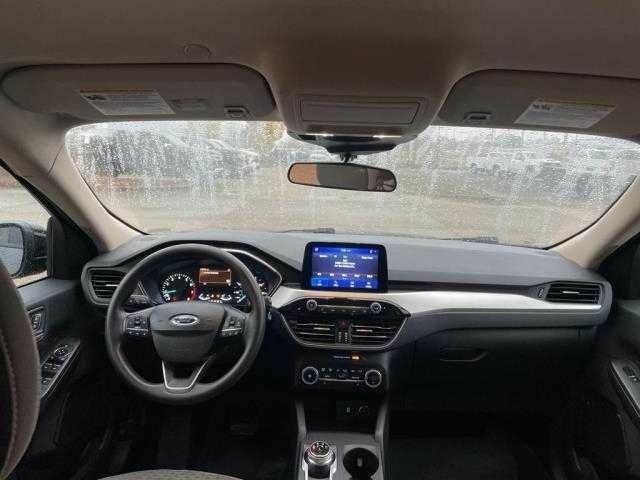 Черный Форд Эскейп, объемом двигателя 1.5 л и пробегом 73 тыс. км за 16500 $, фото 11 на Automoto.ua