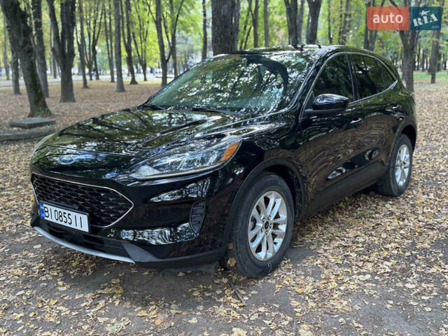 Чорний Форд Ескейп, об'ємом двигуна 1.5 л та пробігом 48 тис. км за 17600 $, фото 6 на Automoto.ua