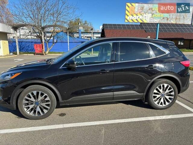 Черный Форд Эскейп, объемом двигателя 2 л и пробегом 88 тыс. км за 18700 $, фото 6 на Automoto.ua