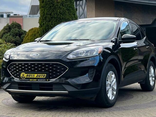 Чорний Форд Ескейп, об'ємом двигуна 1.5 л та пробігом 46 тис. км за 16300 $, фото 2 на Automoto.ua