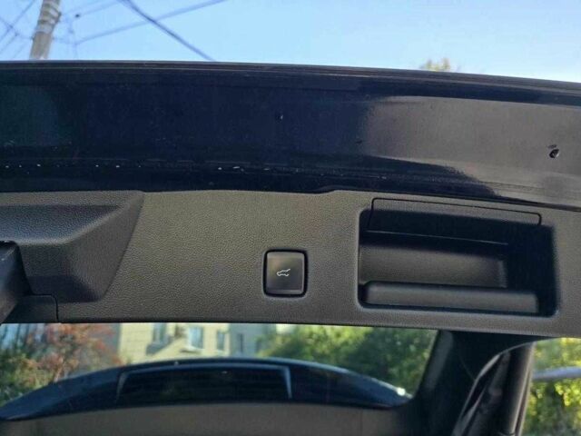 Черный Форд Эскейп, объемом двигателя 1.5 л и пробегом 58 тыс. км за 13000 $, фото 8 на Automoto.ua