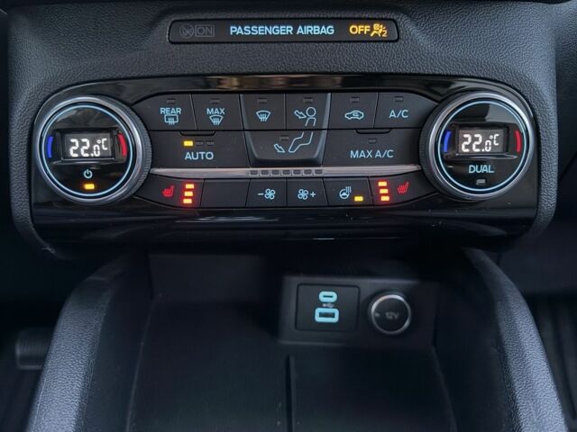 Черный Форд Эскейп, объемом двигателя 2.5 л и пробегом 117 тыс. км за 22650 $, фото 15 на Automoto.ua