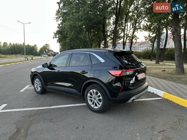 Черный Форд Эскейп, объемом двигателя 1.5 л и пробегом 53 тыс. км за 16900 $, фото 5 на Automoto.ua