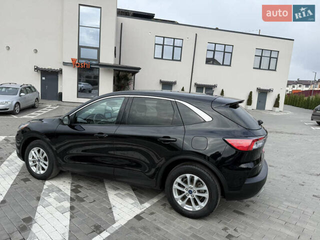 Черный Форд Эскейп, объемом двигателя 1.5 л и пробегом 89 тыс. км за 15199 $, фото 8 на Automoto.ua