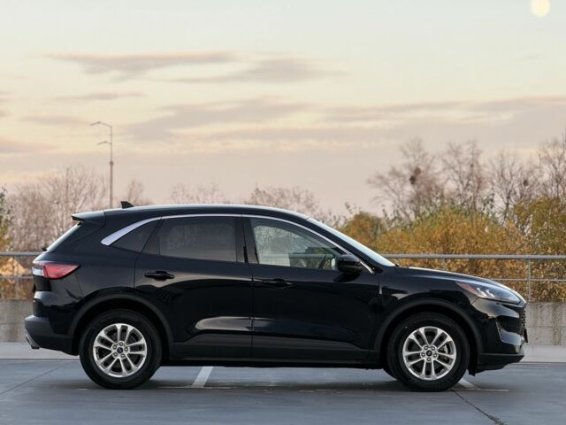 Черный Форд Эскейп, объемом двигателя 2.5 л и пробегом 117 тыс. км за 22650 $, фото 3 на Automoto.ua